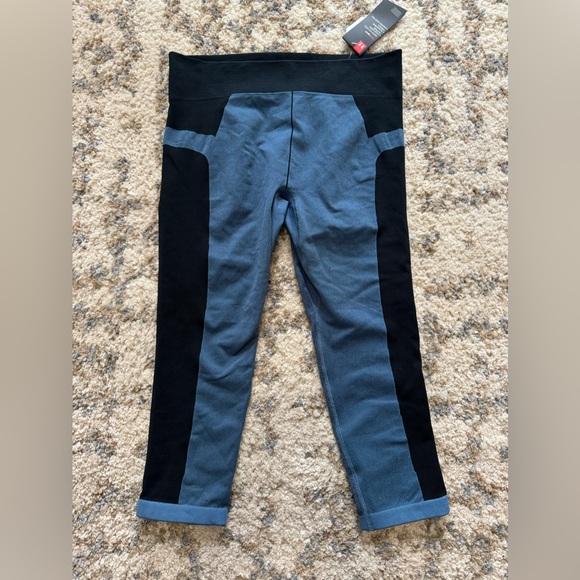 Under Armour VANISH SEAMLESS CROP BLUE/BLACK WOMEN’S Sz Large - Picture 4 of 7